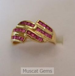 Buy GENUINE NATURAL GEMSTONES from Muscat Gems in Oman