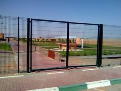 Fencing Contractors in UAE from Emirates Fencing General Contracting - L L C  Abu Dhabi, 