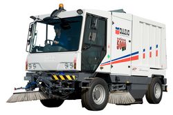 Buy BEST CLEANING MACHINES IN UAE from Cleantech Gulf Fzco in UAE