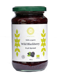 wild blackberry frui ...
