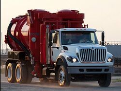 HYDRO JETTING TRUCK FOR SURFACE SANITATION