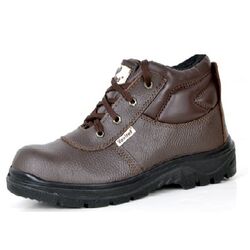 Offers and Deals in UAE For Vaultex fls high ankle safety shoes