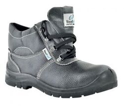Buy SAFETY SHOES from Modern Eastern Trading Fzc in UAE