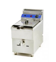 Buy GAS FRYERS from Al Diwan Refrigeration & Steel Llc in UAE