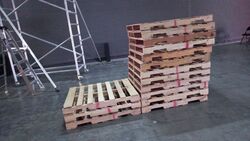 Offers and Deals in UAE For Wooden used pallets 0555450341