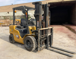 USED FORKLIFTS from Mohamed Abdulrahman Al-bahar L.l.c Abu Dhabi, UNITED ARAB EMIRATES