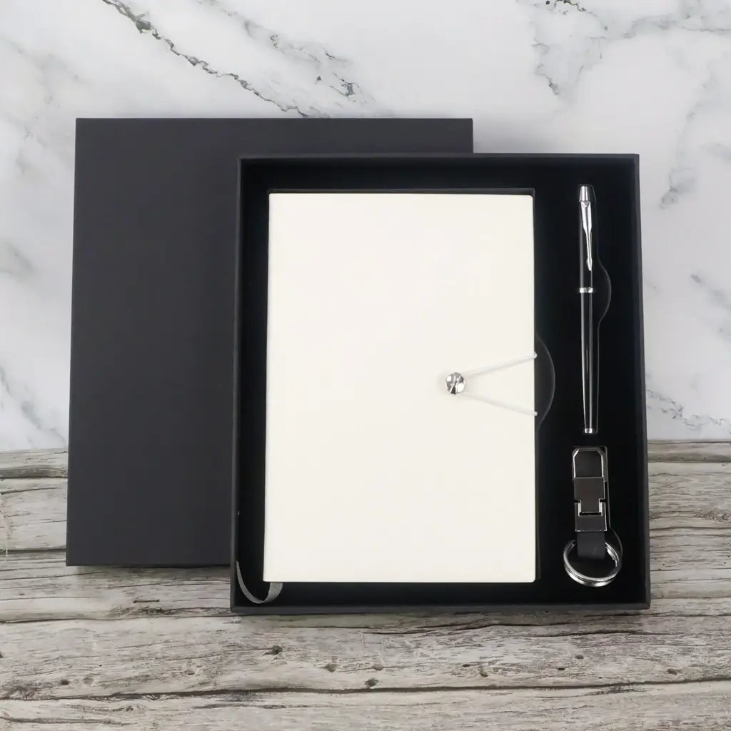 Buy GIFT SET 3 PCS BLACK AND WHITE from Concept Plus Trading in UAE