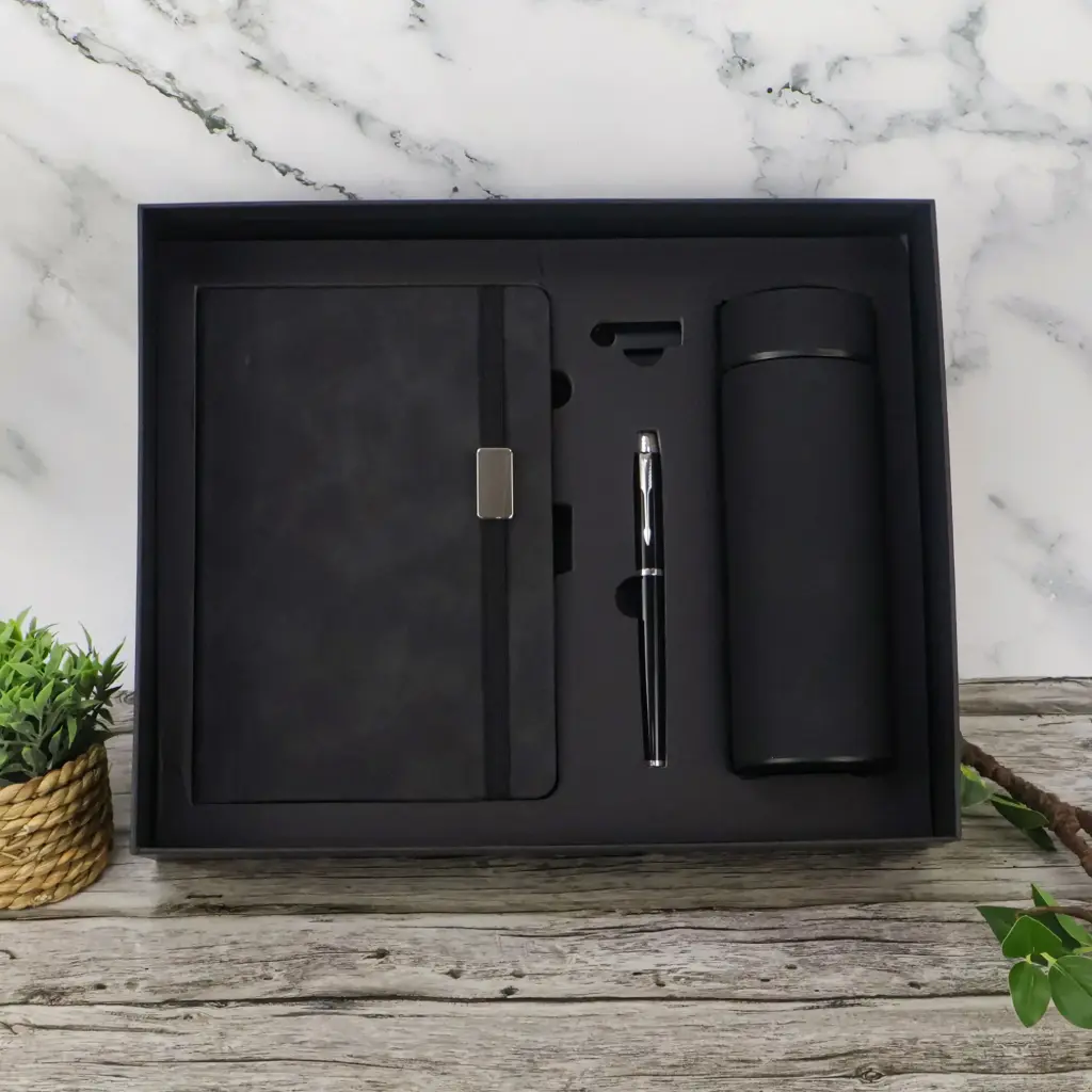 Buy HIGH QUALITY GIFT SET 4 PCS from Concept Plus Trading in UAE