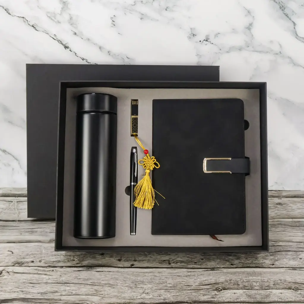 Buy PREMIUM QUALITY GIFT SET 4 PCS from Concept Plus Trading in UAE