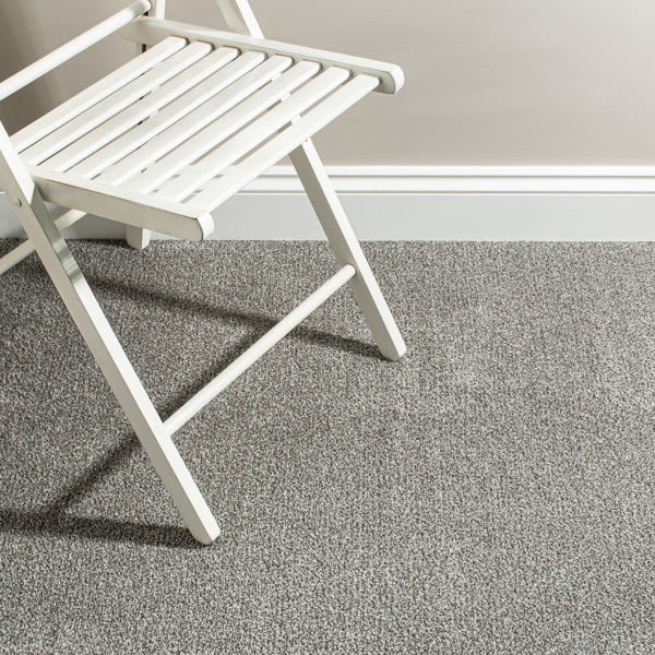 Selene Saxony Carpet - Interiors in UAE Marketplace