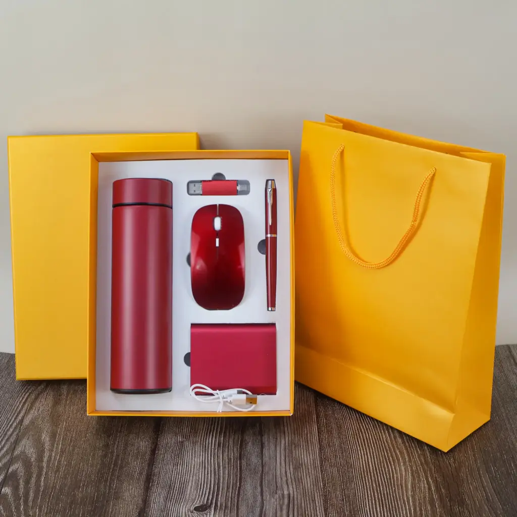 Buy SPECIAL GIFT SET 5 PCS from Concept Plus Trading in UAE